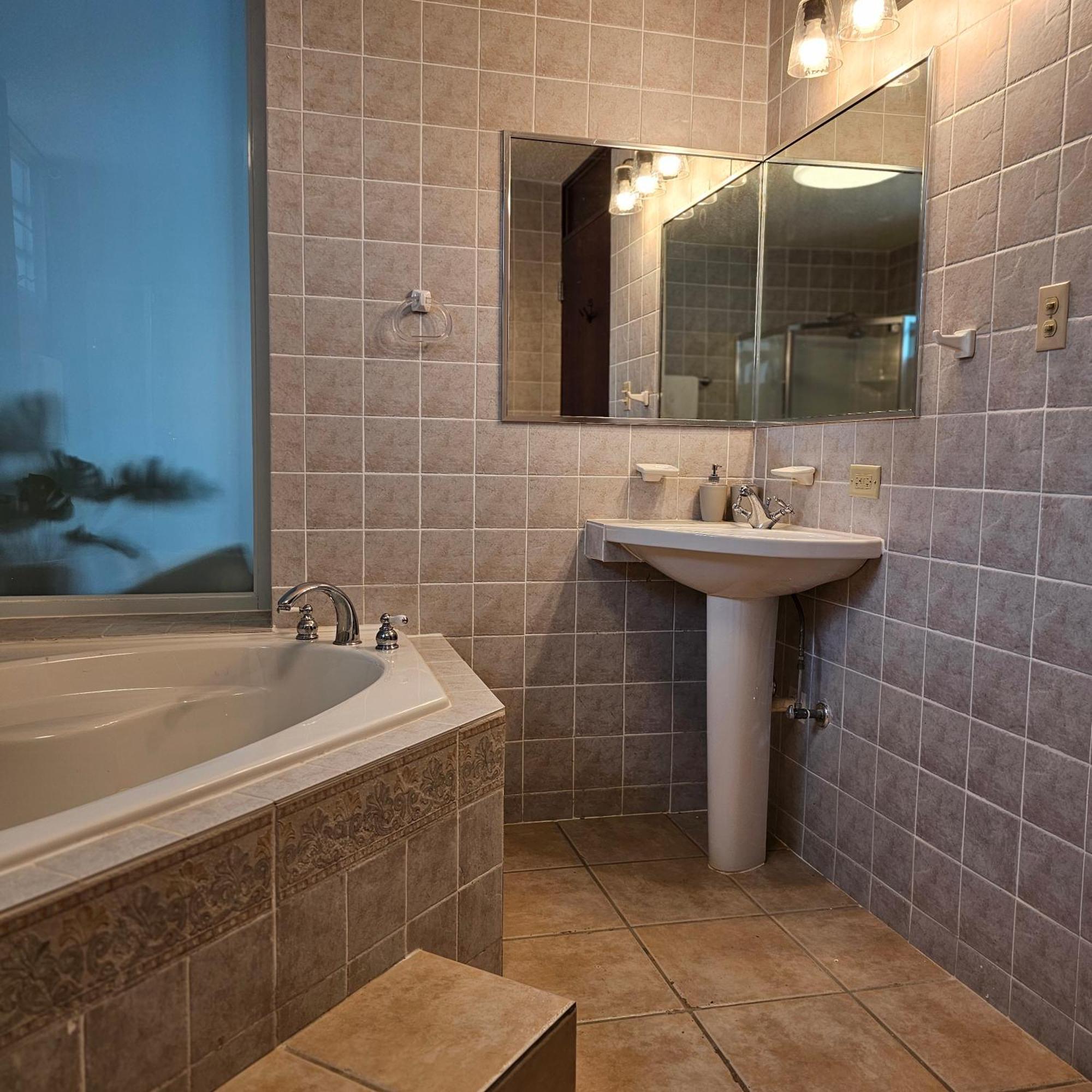 Golden Dream Villas 1St Floor A Исабела Экстерьер фото